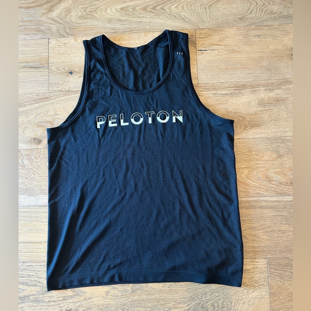 Peloton mens lululemon metal vent tank